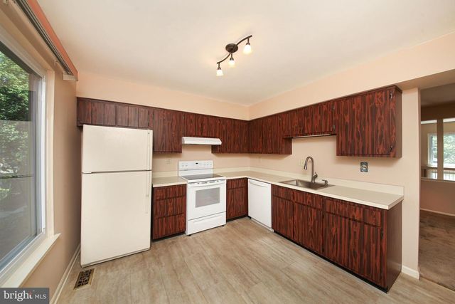 20 CITADEL CIR, Chalfont, PA 18914