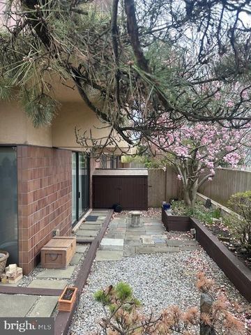 1 MARKHAM RD #1D, Princeton, NJ 08540
