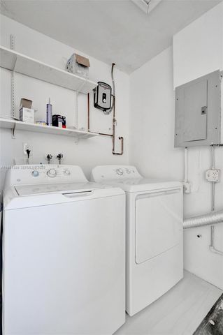 8436 Southampton Dr, Miramar, FL 33025