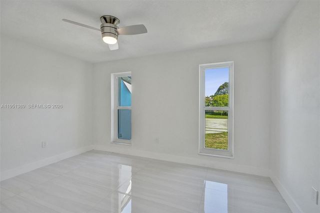 8436 Southampton Dr, Miramar, FL 33025