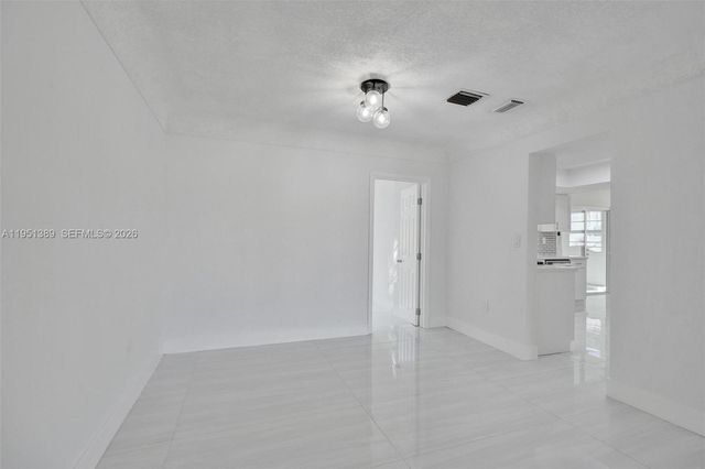 8436 Southampton Dr, Miramar, FL 33025