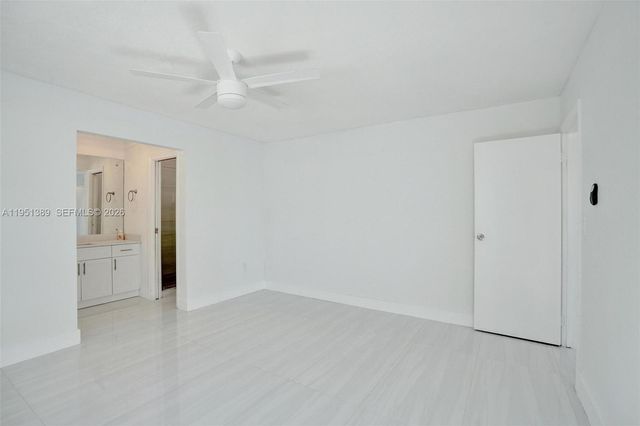 8436 Southampton Dr, Miramar, FL 33025