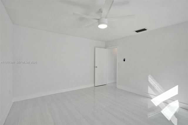 8436 Southampton Dr, Miramar, FL 33025