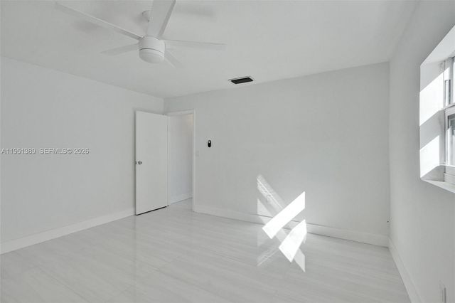 8436 Southampton Dr, Miramar, FL 33025