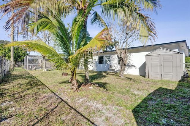 8436 Southampton Dr, Miramar, FL 33025