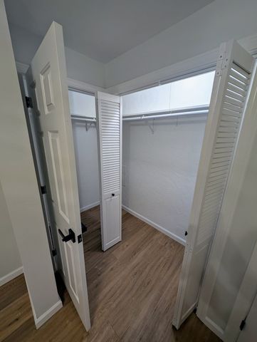 51 Alvarado Ave 101, Worcester, MA 01604