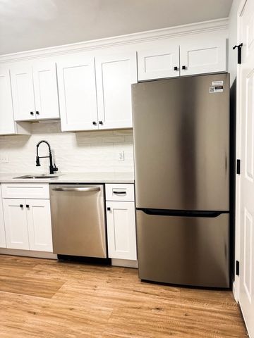 51 Alvarado Ave 101, Worcester, MA 01604
