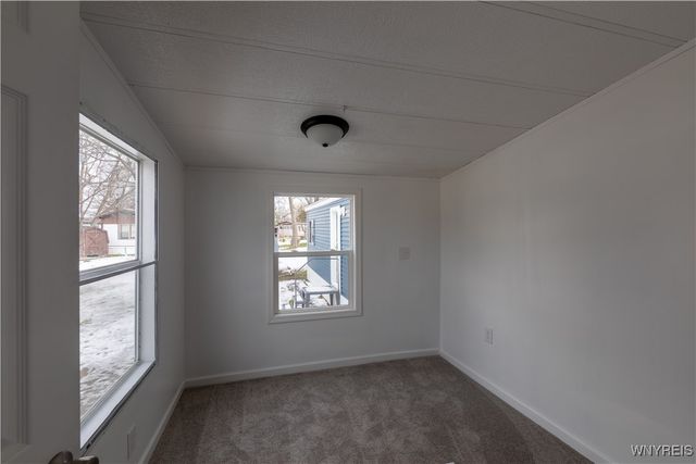 52 Waterview Parkway, Hamburg, NY 14075