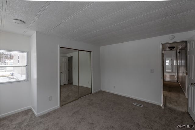 52 Waterview Parkway, Hamburg, NY 14075