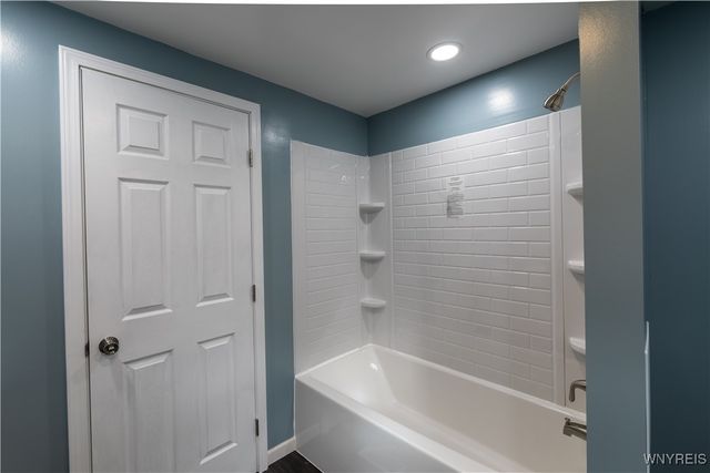 52 Waterview Parkway, Hamburg, NY 14075