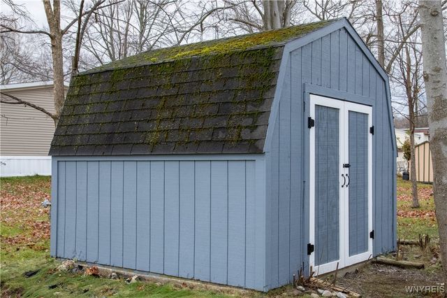 52 Waterview Parkway, Hamburg, NY 14075