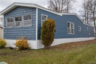 52 Waterview Parkway, Hamburg, NY 14075