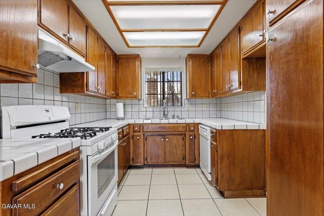 22230 Bogie Street, Tehachapi, CA 93561