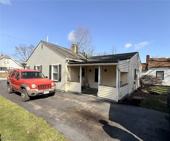 965 Adelaide Avenue SE, Warren, OH 44484