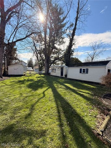 965 Adelaide Avenue SE, Warren, OH 44484