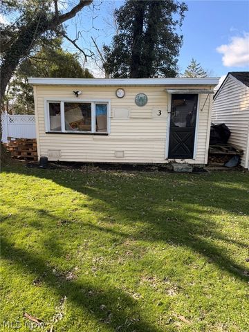 965 Adelaide Avenue SE, Warren, OH 44484