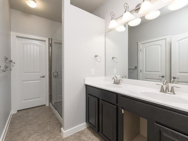 2001 Faro DR 26, Austin, TX 78741