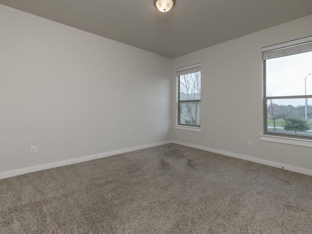 2001 Faro DR 26, Austin, TX 78741