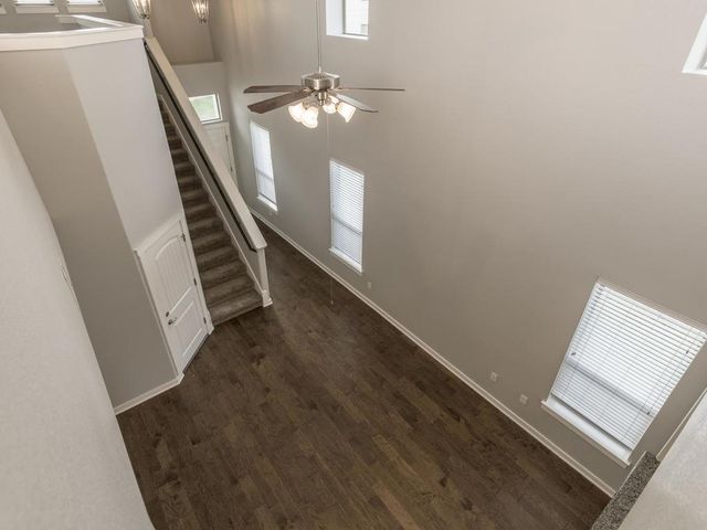 2001 Faro DR 26, Austin, TX 78741