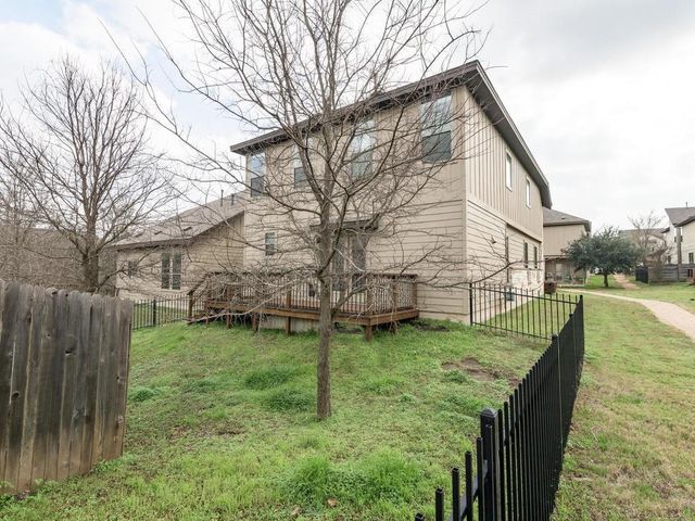 2001 Faro DR 26, Austin, TX 78741