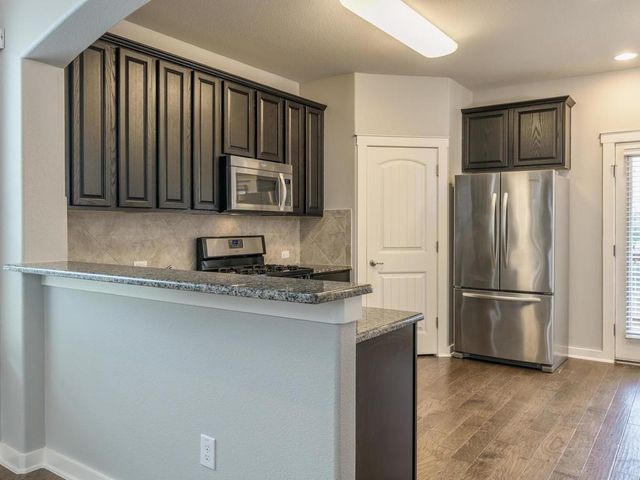 2001 Faro DR 26, Austin, TX 78741