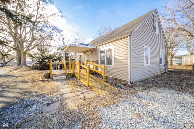 3711 Burton Place, Anderson, IN 46013