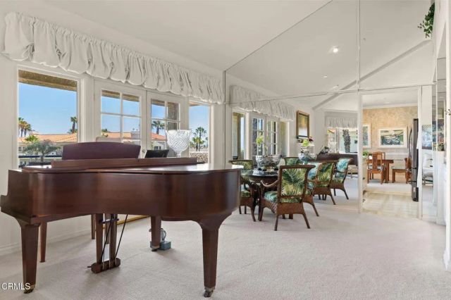 1808 Emerald Isle Way, Oxnard, CA 93035