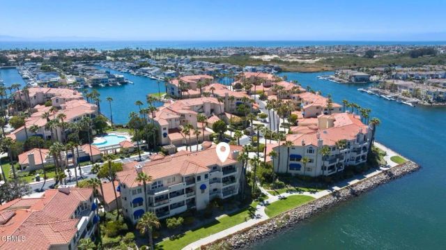 1808 Emerald Isle Way, Oxnard, CA 93035