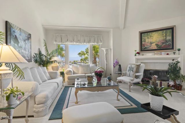 1808 Emerald Isle Way, Oxnard, CA 93035