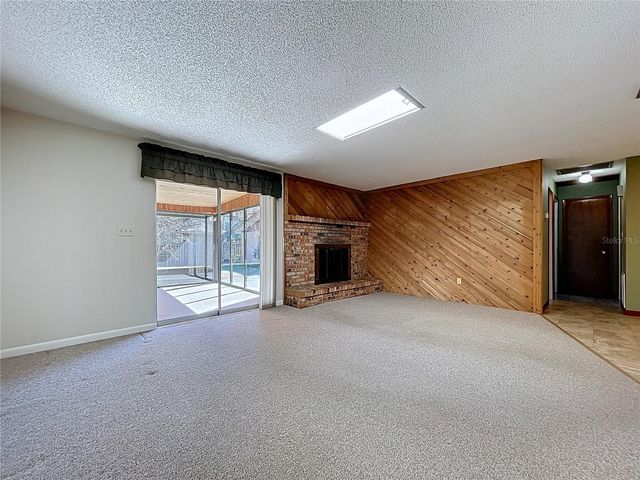 18519 BARTON DRIVE, Lutz, FL 33549