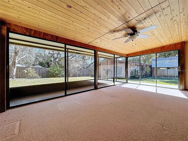 18519 BARTON DRIVE, Lutz, FL 33549