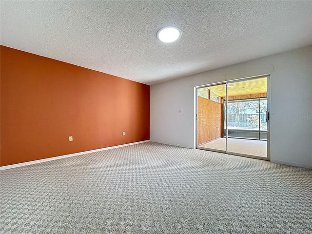 18519 BARTON DRIVE, Lutz, FL 33549