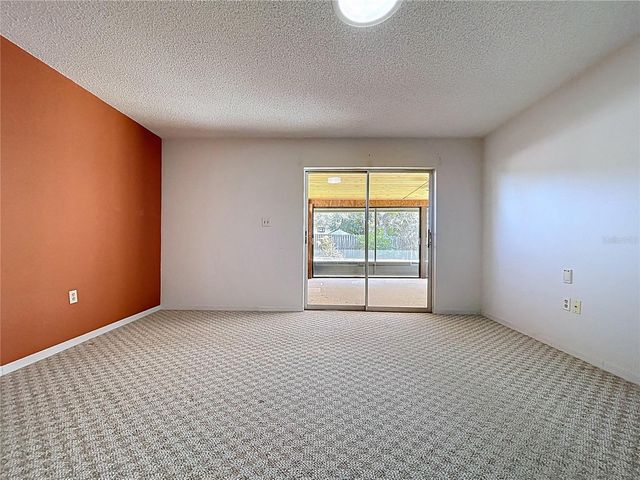 18519 BARTON DRIVE, Lutz, FL 33549