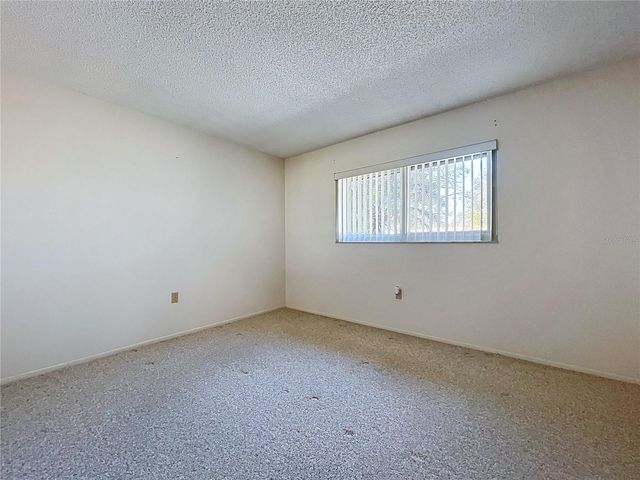 18519 BARTON DRIVE, Lutz, FL 33549