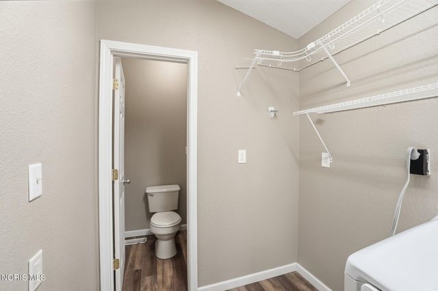 1054 Scott Street, Maumee, OH 43537