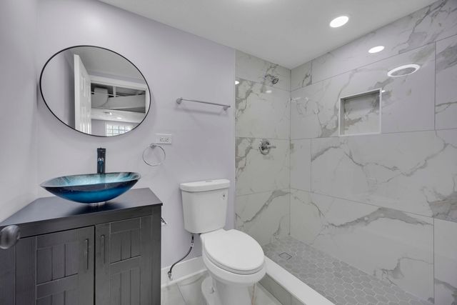 9731 S Ellis Avenue, Chicago, IL 60628