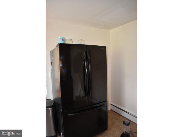 409 N LYNN DR, Wilmington, DE 19809