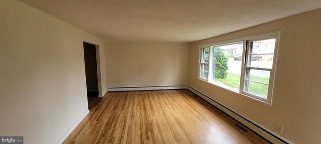 409 N LYNN DR, Wilmington, DE 19809