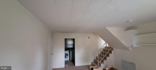 409 N LYNN DR, Wilmington, DE 19809