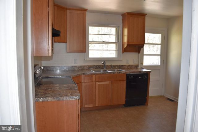 409 N LYNN DR, Wilmington, DE 19809