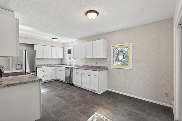 13213 Ferris Avenue, Apple Valley, MN 55124