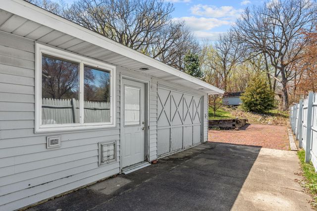 13213 Ferris Avenue, Apple Valley, MN 55124