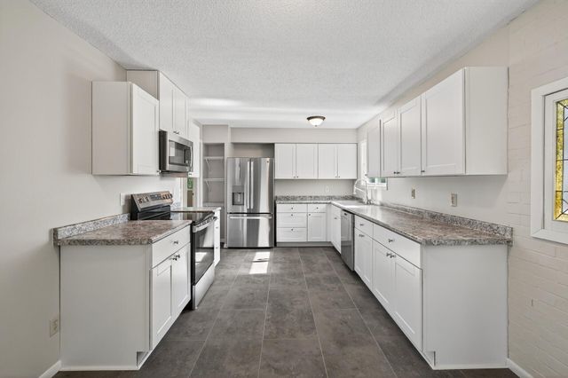 13213 Ferris Avenue, Apple Valley, MN 55124