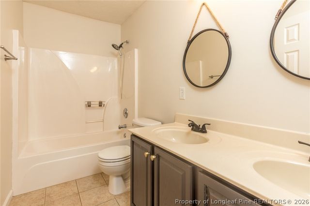 114 Terrier Way, Raeford, NC 28376