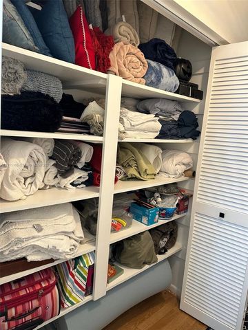 13360 SW 90th Ter A, Miami, FL 33186