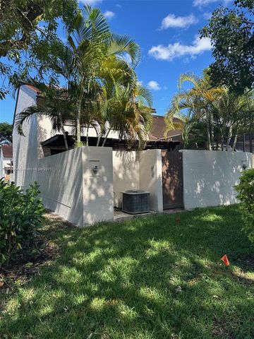 13360 SW 90th Ter A, Miami, FL 33186