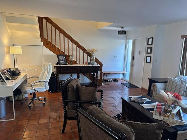 13360 SW 90th Ter A, Miami, FL 33186