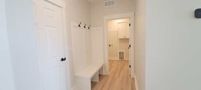 5553 Canal Avenue Sw 64, City Of Wyoming, MI 49418