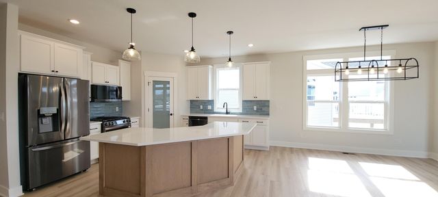 5553 Canal Avenue Sw 64, City Of Wyoming, MI 49418