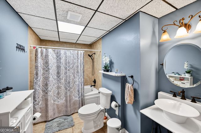 141 Meadow Drive, Forsyth, GA 31029